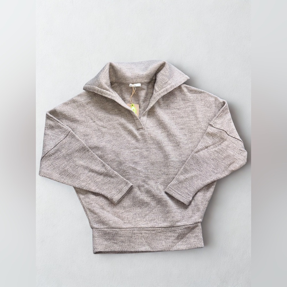 OGL Cozy Collared V-Neck Batwing Sleeve Pullover NWT SIZE XS - Picture 3 of 4